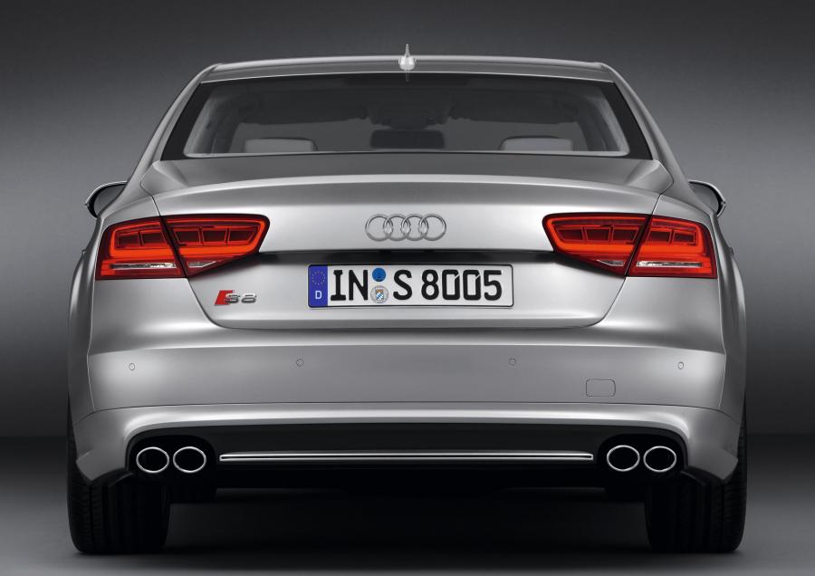  Audi S8 (D4) 2012 года  (WW) (фото 4 из 59)